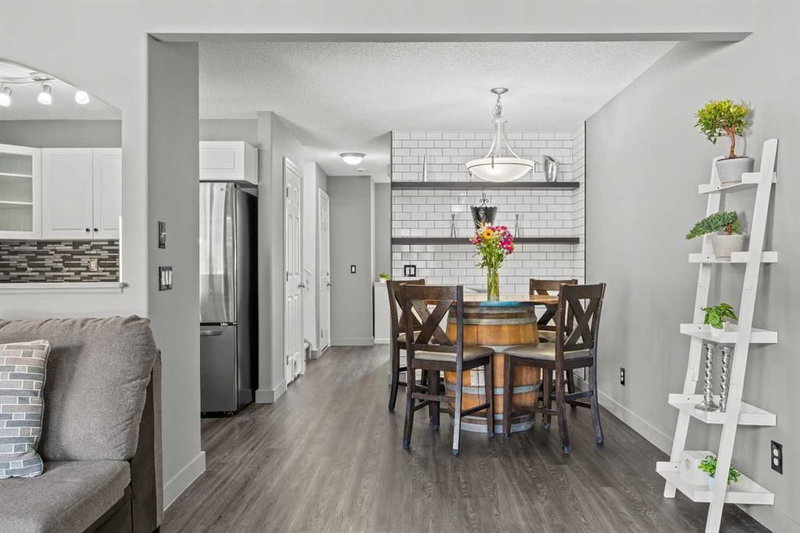 116 Royal Birch Mount NW, Royal Oak — interior photo 7