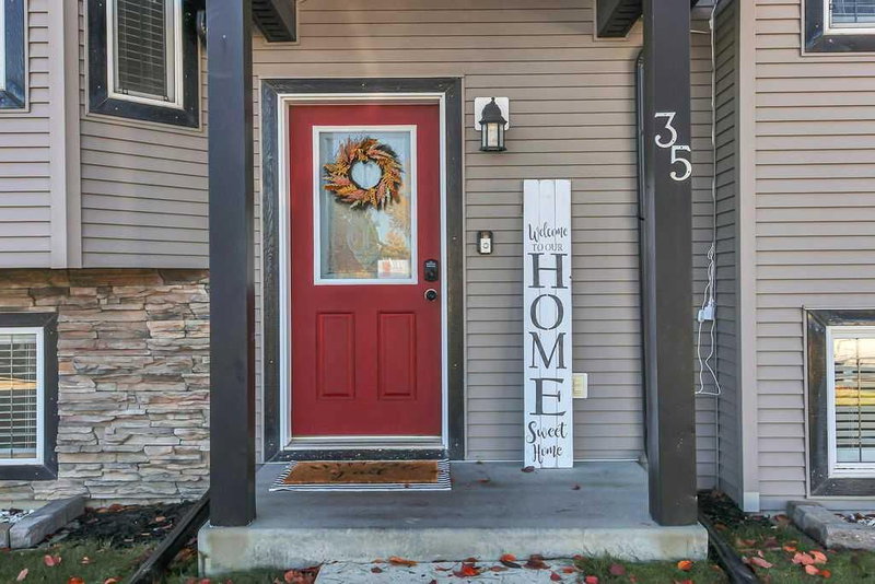 35 Jepsen Crescent