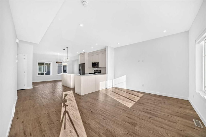 303 - 6 Merganser Drive W