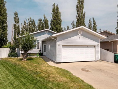 204 Mt Rundle Road W