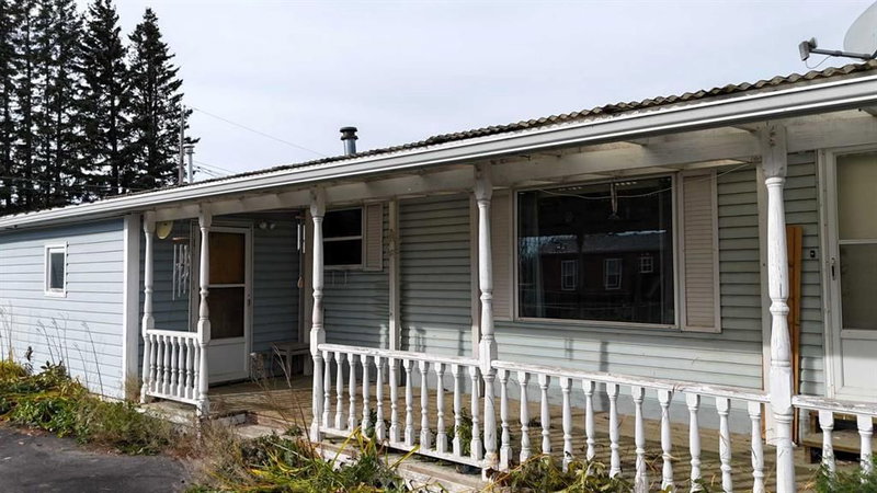 7027 Glenwood Drive