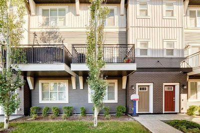 304 - 72 Cornerstone Manor NE