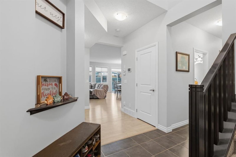 411 Hillcrest Circle SW, Hillcrest — interior photo 6