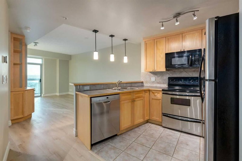 2104 - 836 15 Avenue SW