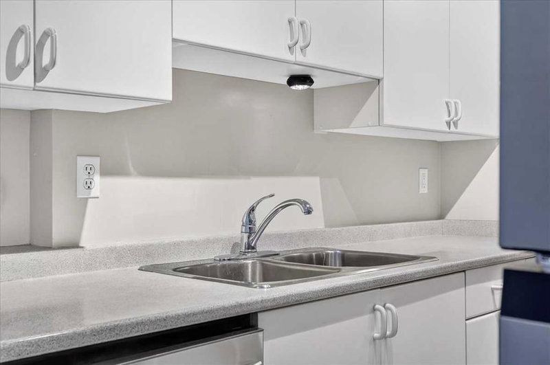11D, 80 Galbraith Drive SW, Glamorgan — interior photo 6
