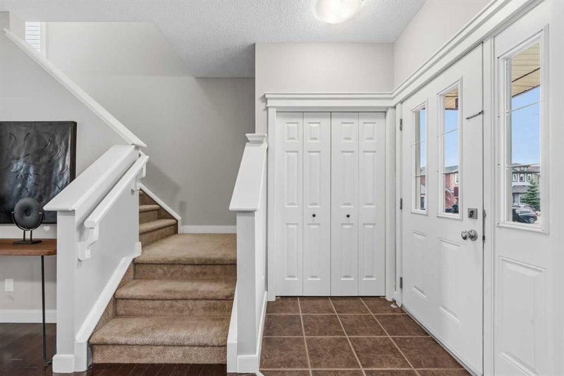 66 Evansford Circle NW