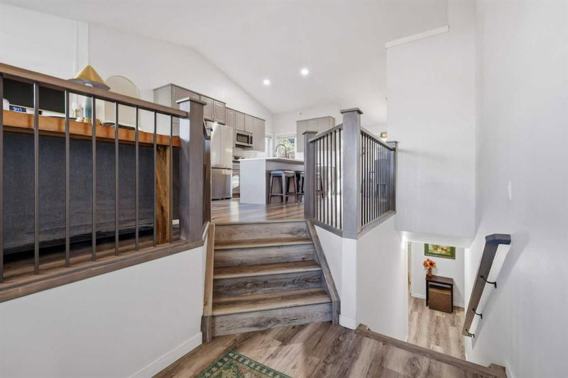 57 Falcon Crescent