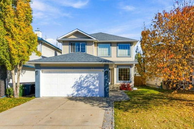 128 Douglas Ridge Close SE