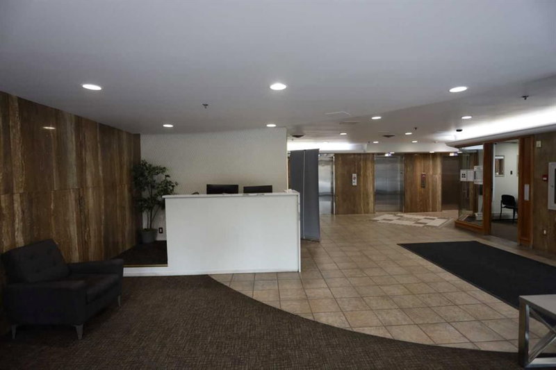 2710, 221 6 Avenue SE, Downtown Commercial Core — interior photo