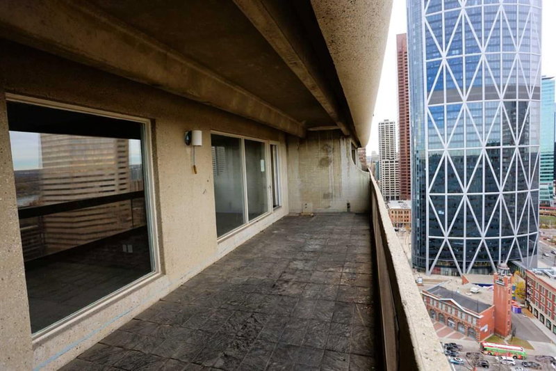 2710, 221 6 Avenue SE, Downtown Commercial Core — interior photo 5