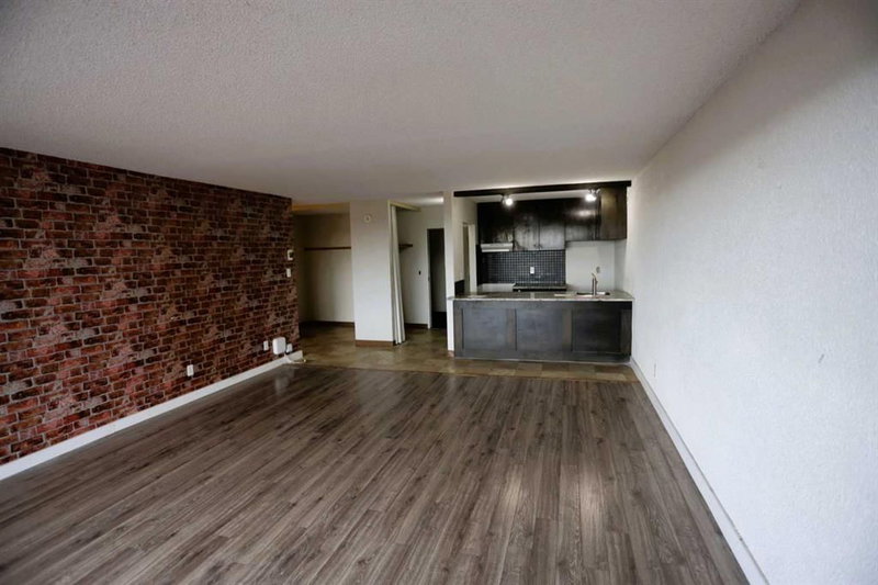 2710, 221 6 Avenue SE, Downtown Commercial Core — interior photo 7