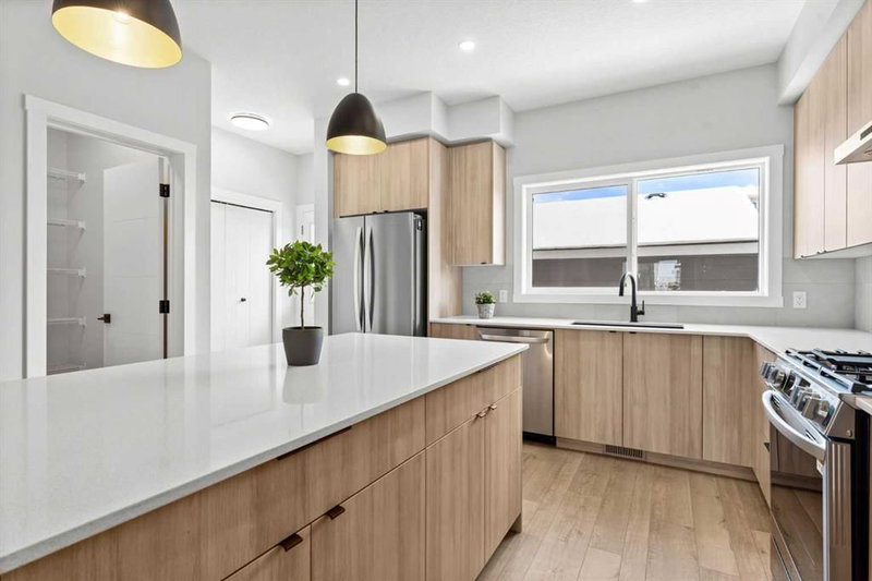 70 Versant View SW
