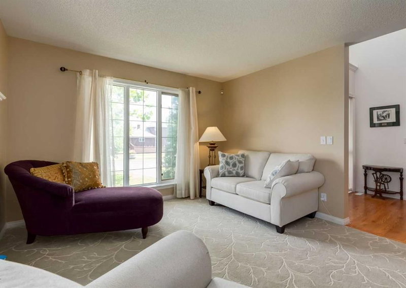 63 Arbour Lake Drive NW, Arbour Lake — interior photo 6