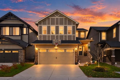 19 Mount Rae Heights