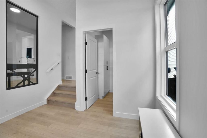 111 SETONSTONE Landing SE