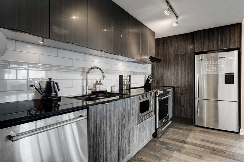 2108, 930 6 Avenue SW, Downtown Commercial Core — interior photo