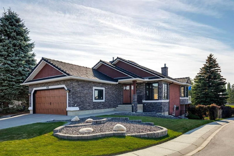 103 LAKESIDE GREENS Court