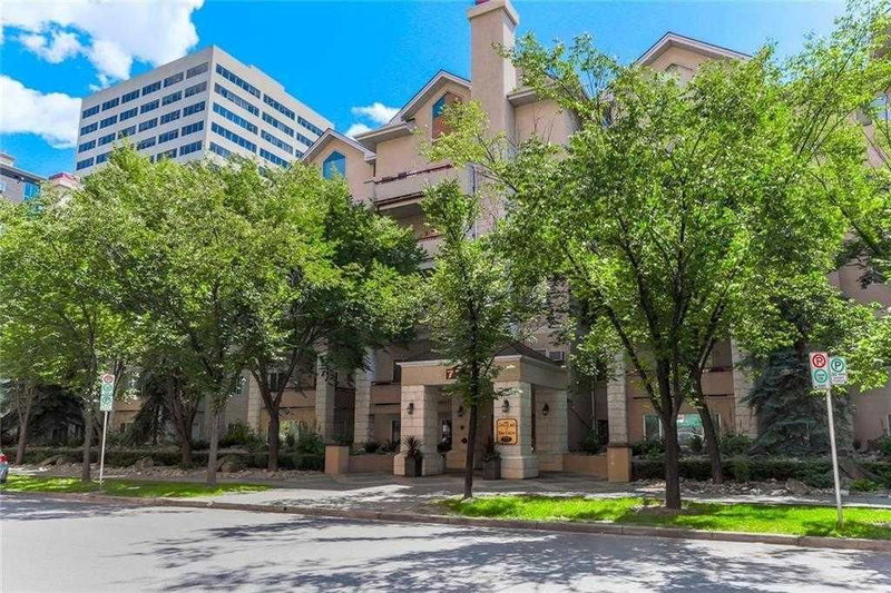 401, 777 3 Avenue SW — listing photo