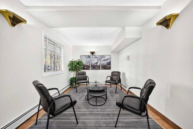 401, 777 3 Avenue SW, Eau Claire — interior photo 5