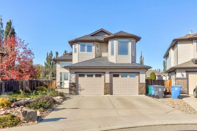 442 Gateway Crescent S