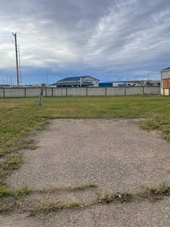 28 & 29 Deerglen Trailer Park