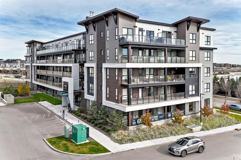 8212 - 1802 Mahogany Boulevard SE