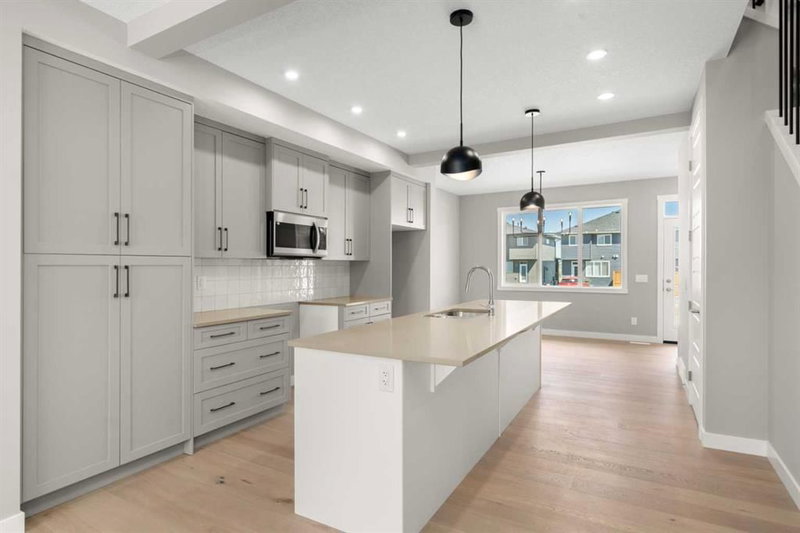 78 Sora Gardens SE