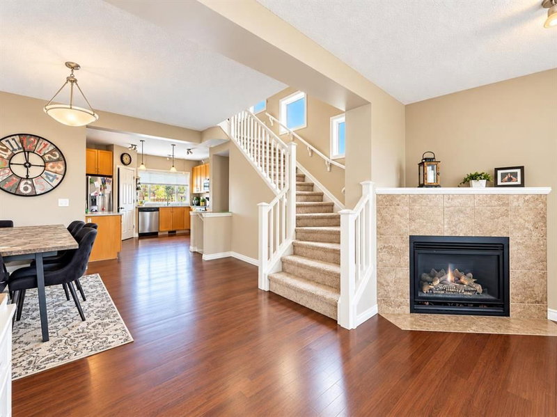 70 Auburn Bay View SE