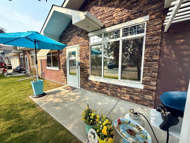 104 Sunvale Crescent NE