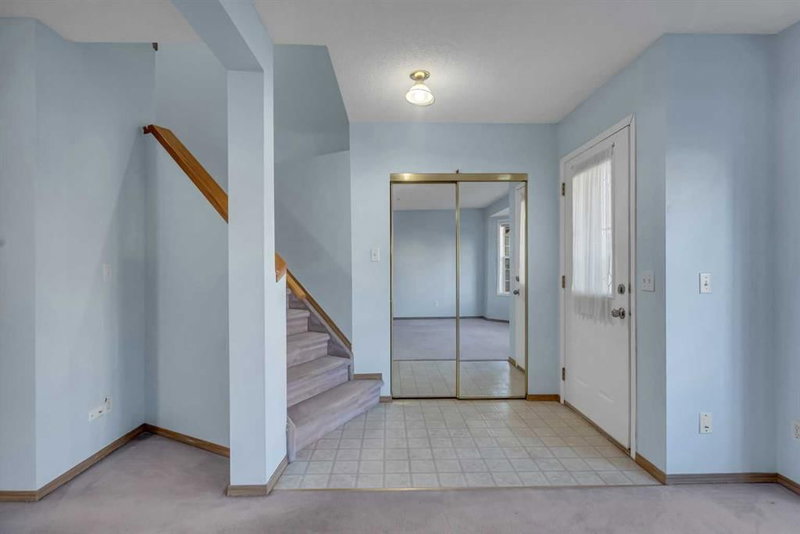 350 Arbour Grove Close NW, Arbour Lake — interior photo 6