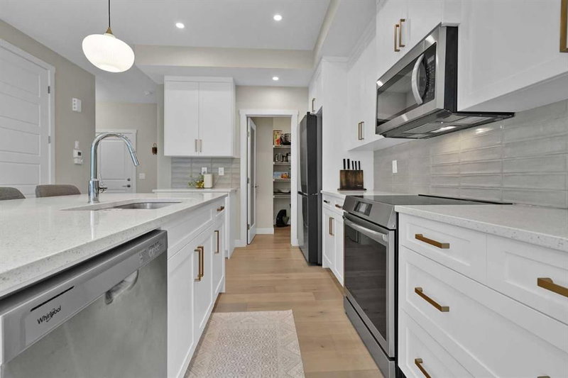 268 Waterford Way, Waterford — interior photo