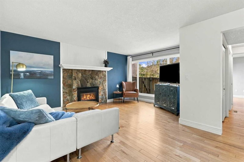 126, 33 Glamis Green SW, Glamorgan — interior photo 7