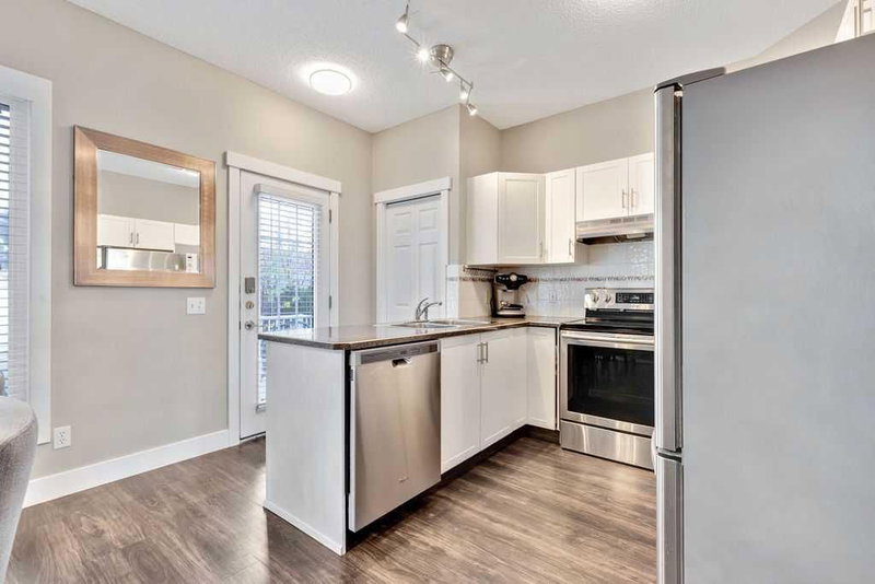 86 Inverness Square SE, McKenzie Towne — interior photo 6