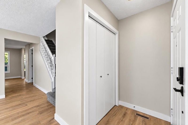 20 - 9908 Bonaventure Drive SE