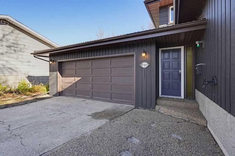 5103 60 Street Close