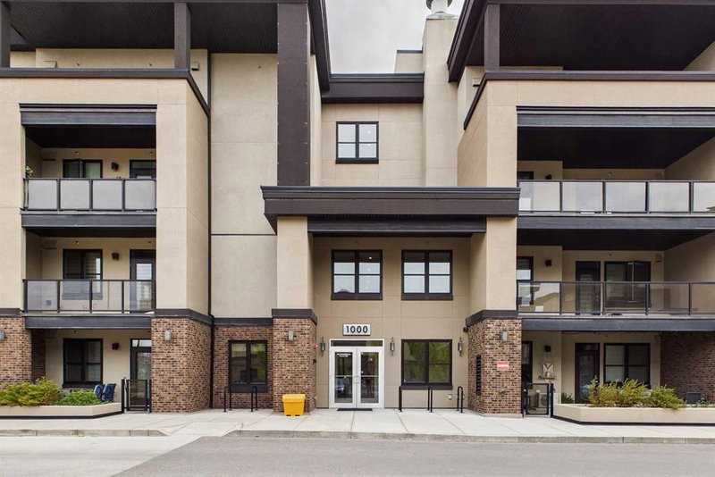 1410 - 80 Greenbriar Place NW