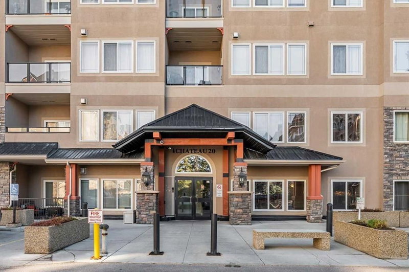 424 - 20 Discovery Ridge Close SW