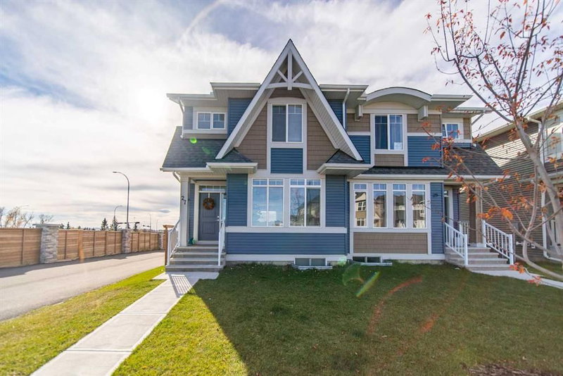 27 Iris Crescent