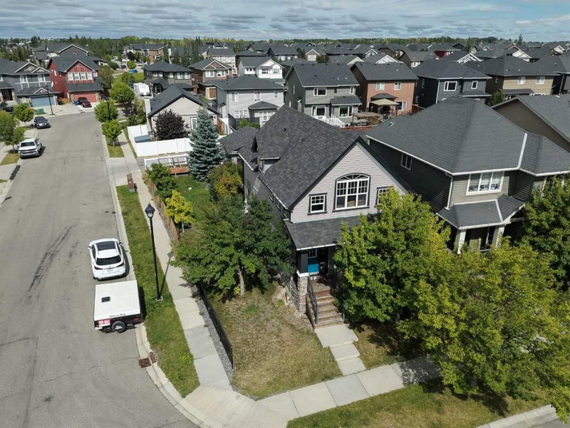 1200 Ravenswood Drive SE — listing photo