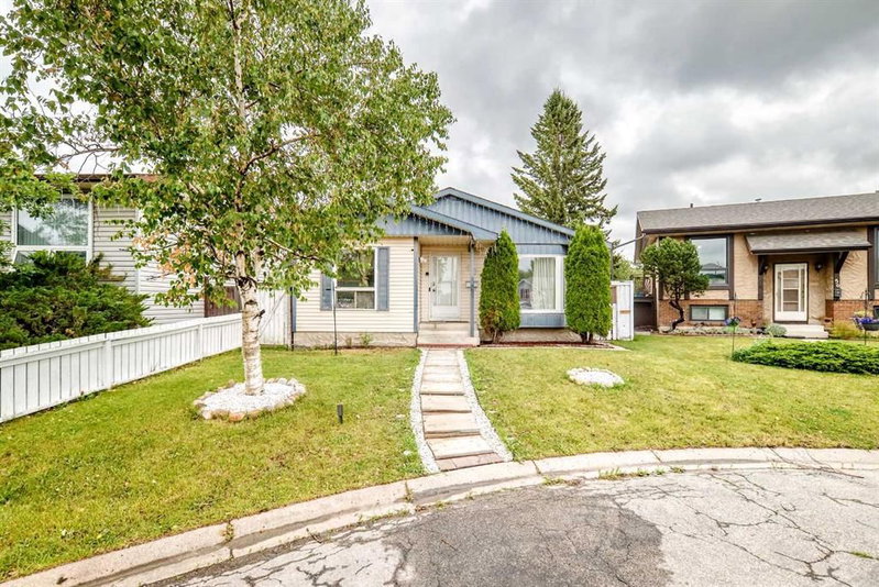 60 Falmere Court NE — listing photo