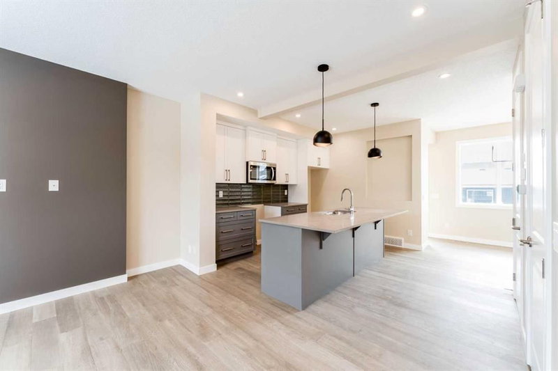 408 Waterford Boulevard, Waterford — interior photo 5