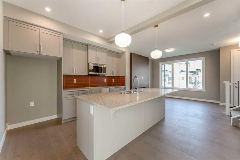 279 Waterford Heights, Waterford — interior photo 5
