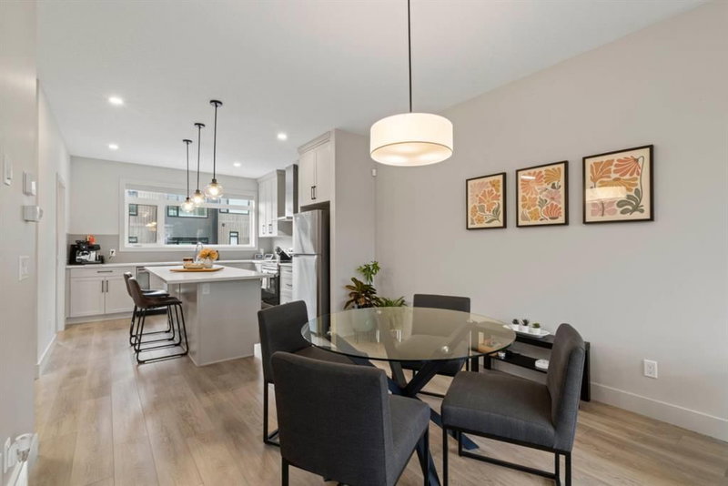52 Royal Elm Green NW, Royal Oak — interior photo 6
