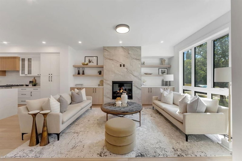 520 22 Avenue NW, Mount Pleasant — interior photo 5