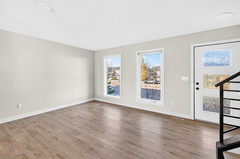 27 Evergreen Way