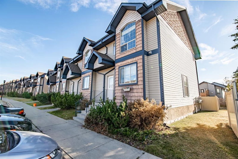 80 - 369 Inglewood Drive