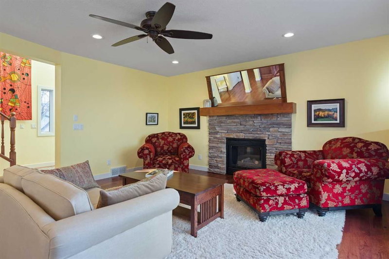 634 Lineham Acres Drive NW