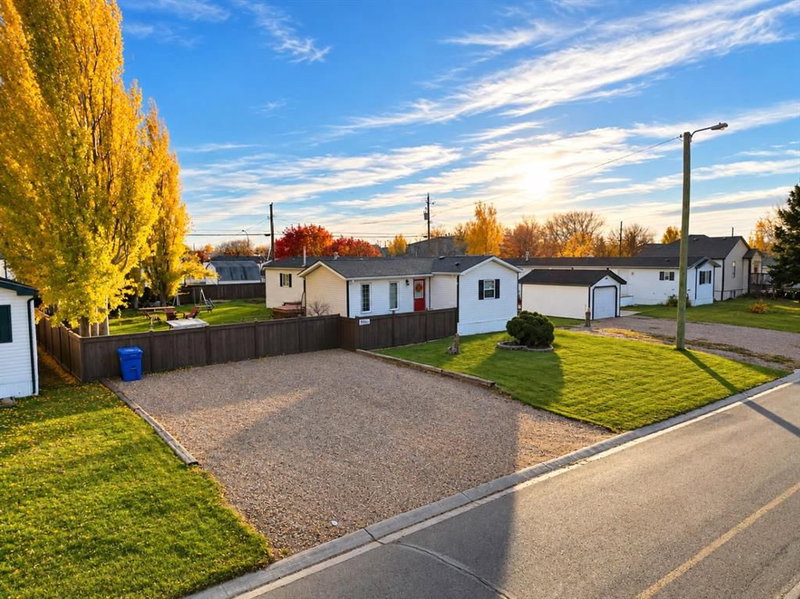 10613 101 Ave