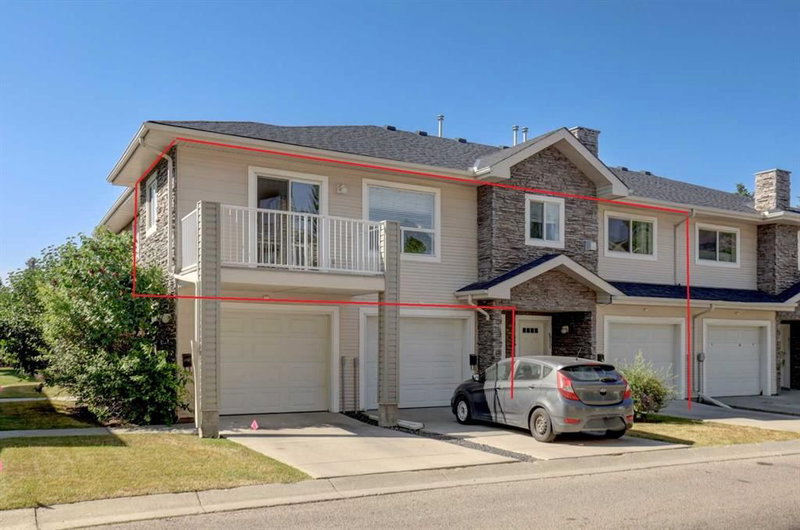 6711 Pinecliff Grove NE — listing photo