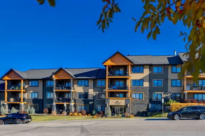 204 - 103 Valley Ridge Manor NW